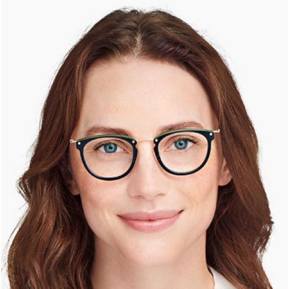 Warby Parker Moriarty frame in almost new condition. Worn only twice for a shoot